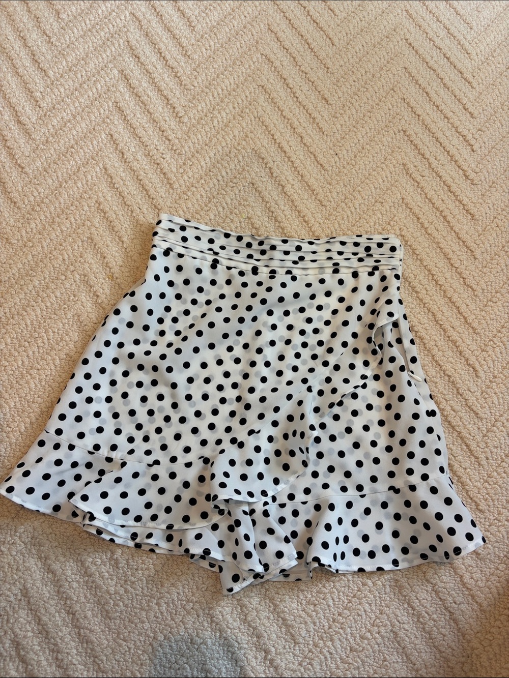 White Polka Dot Ruffle Skort